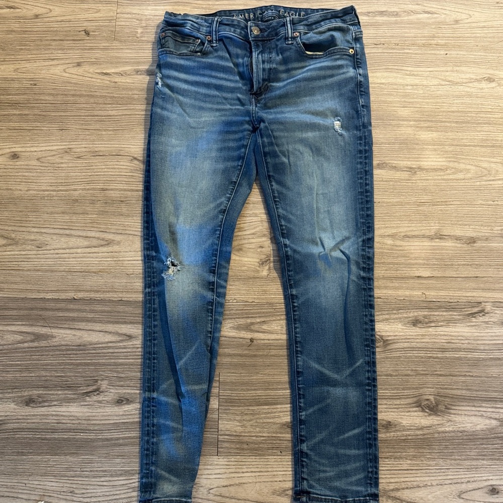 American Eagle Outfitters Dark Blue Denim Size 33x32